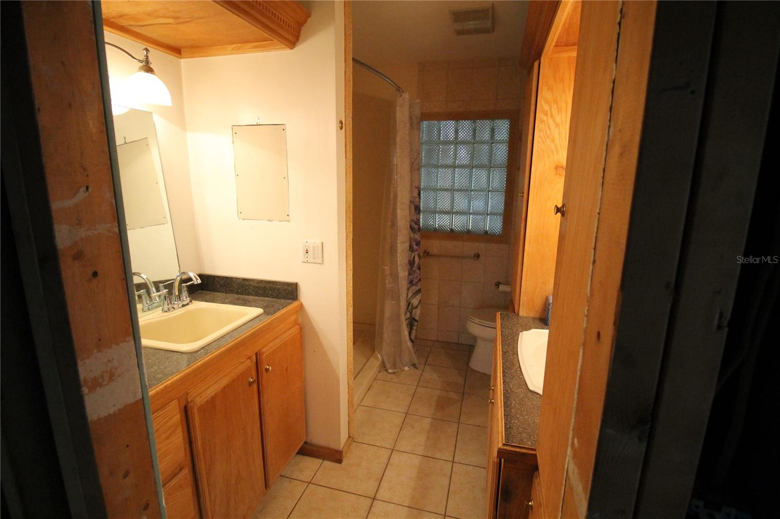 CAUSEWAY BLVD SUB 2 - Residential Income