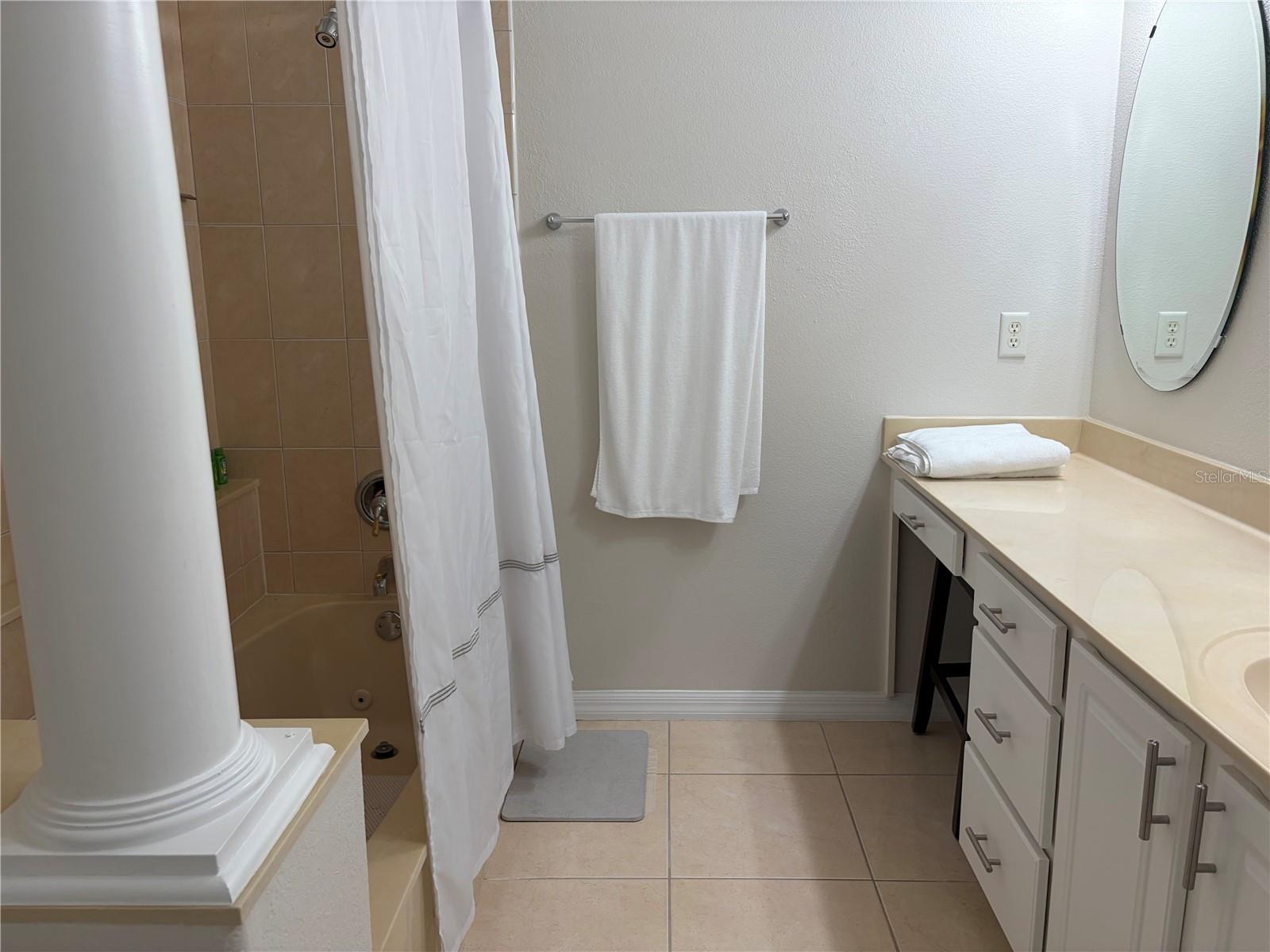 MONACO VILLAS PH 11 - Residential