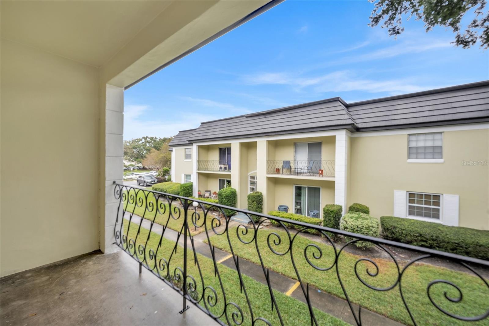 CHATEAUX DU LAC - Residential