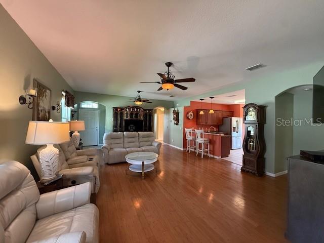 TIMBER GREENS PH 03 - Residential