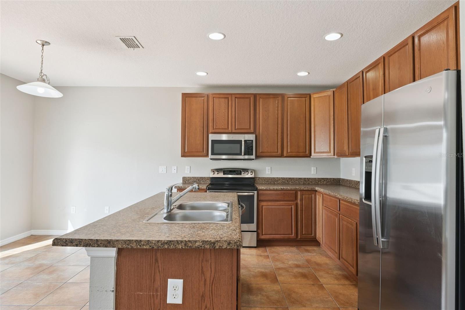 LIBERTY SQUARE - Residential