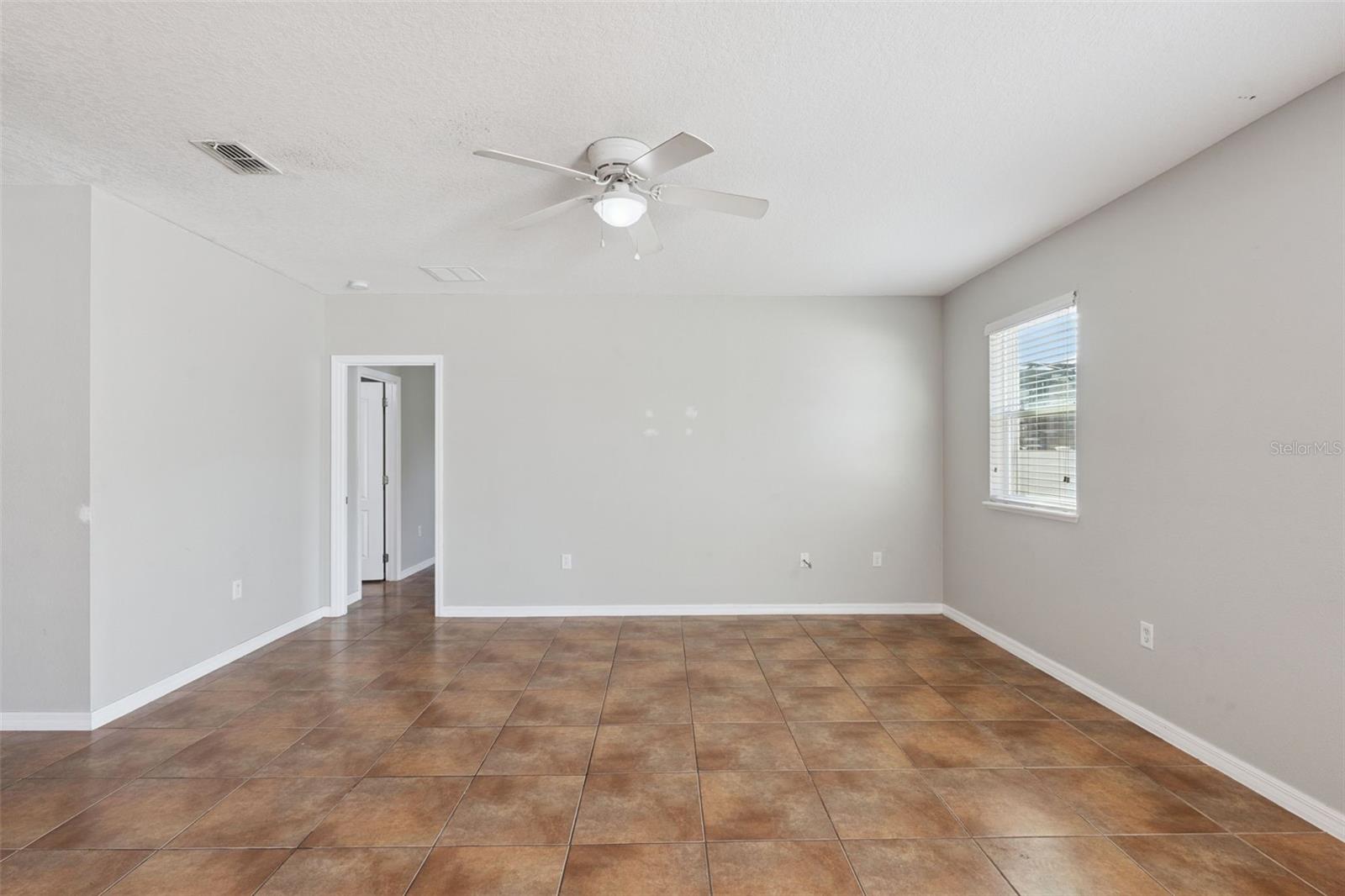 LIBERTY SQUARE - Residential