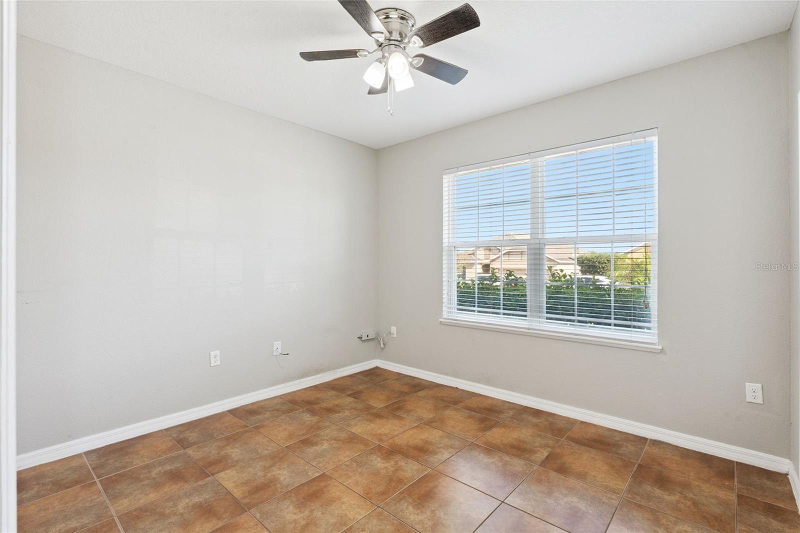 LIBERTY SQUARE - Residential