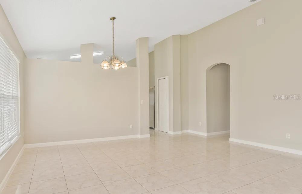 LAKE GLORIA PRESERVE PH 02B - Residential Lease