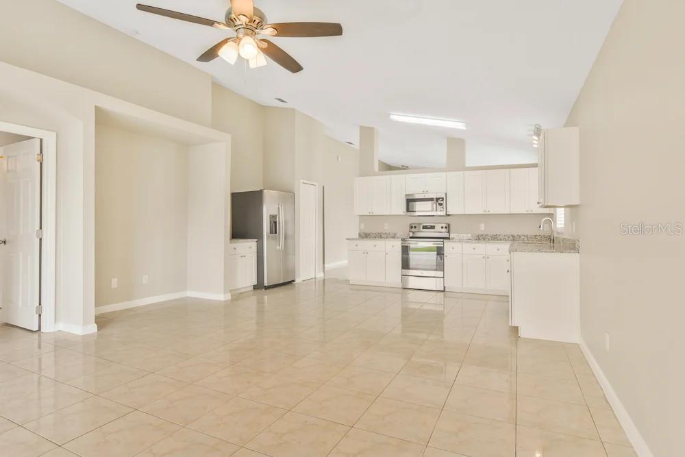 LAKE GLORIA PRESERVE PH 02B - Residential Lease