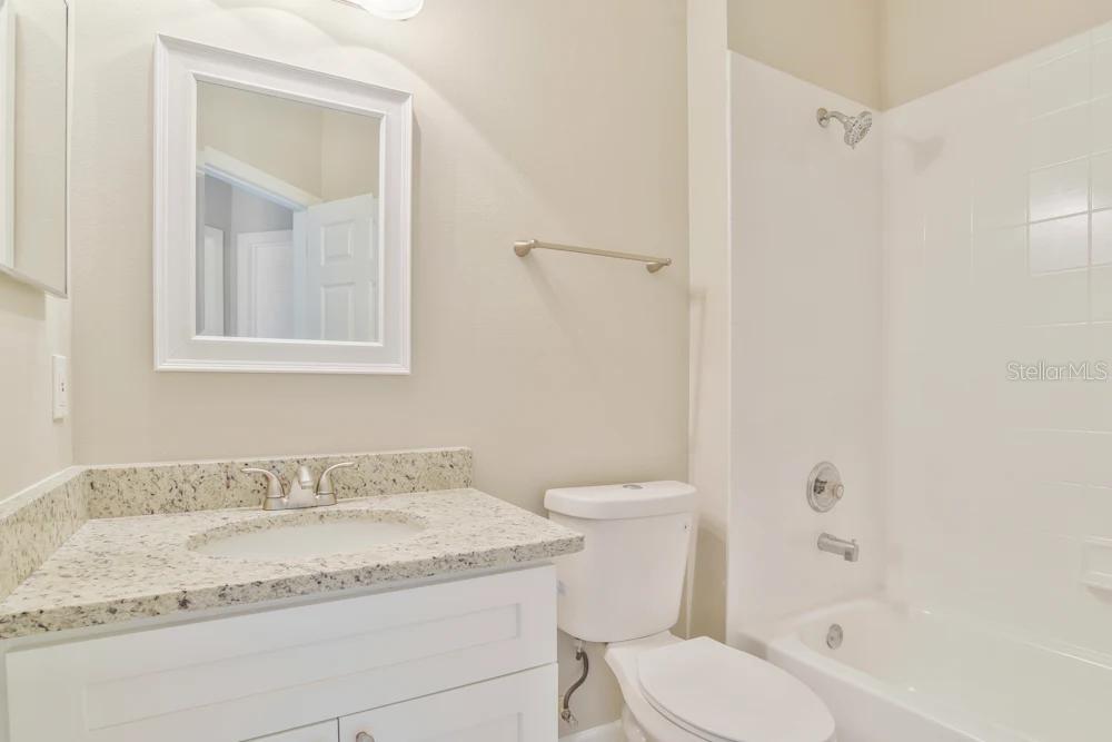 LAKE GLORIA PRESERVE PH 02B - Residential Lease