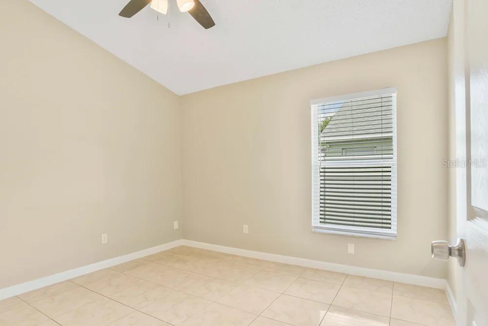 LAKE GLORIA PRESERVE PH 02B - Residential Lease