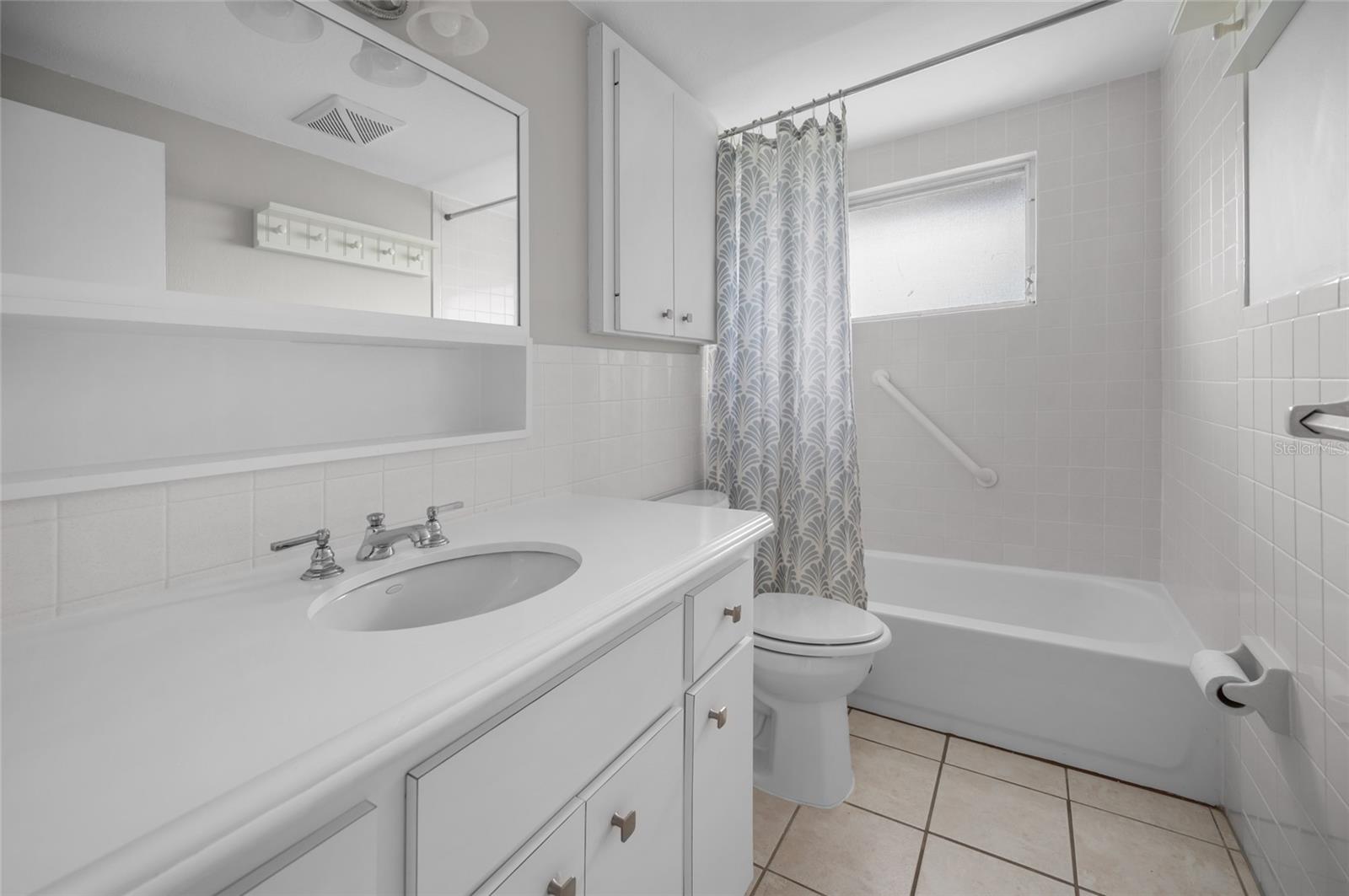 MANASOTA GARDENS - Residential