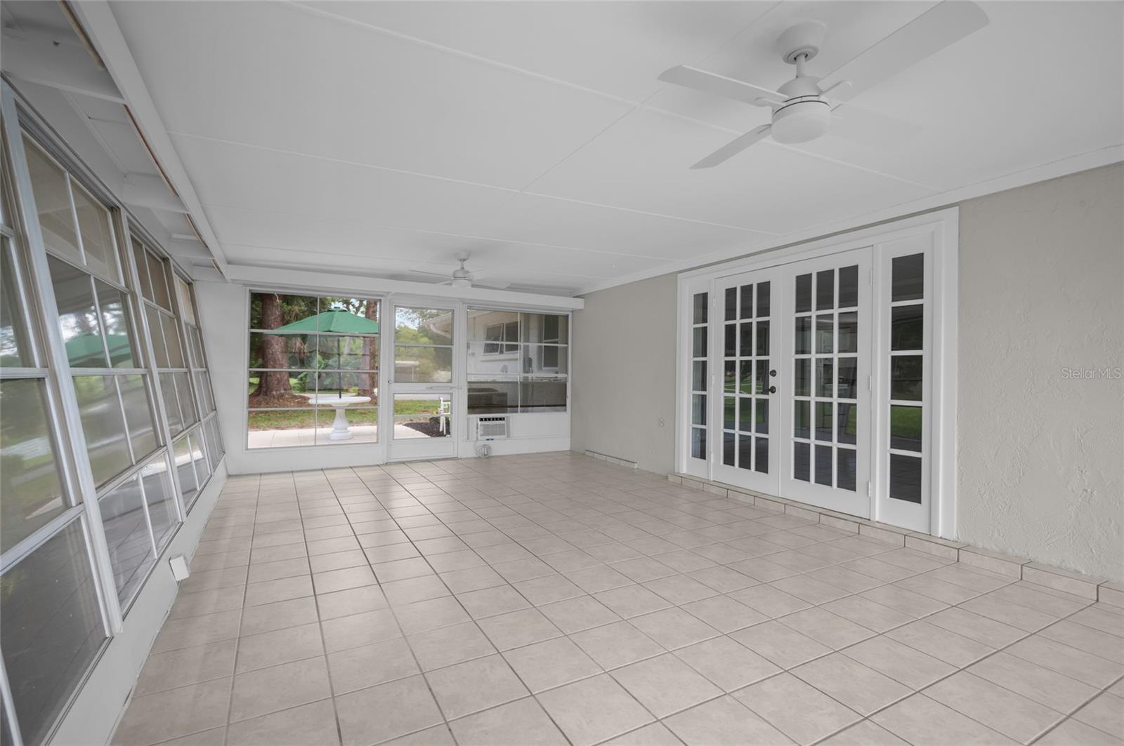 MANASOTA GARDENS - Residential