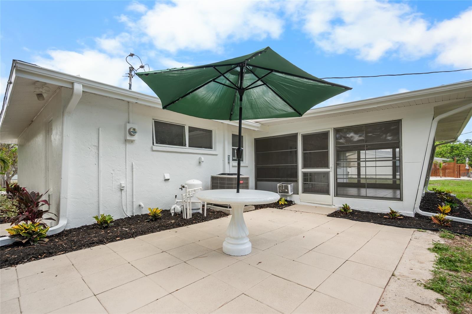 MANASOTA GARDENS - Residential