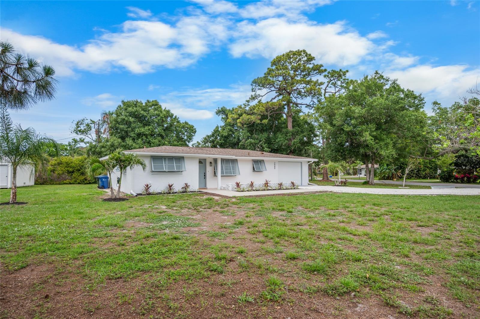 MANASOTA GARDENS - Residential