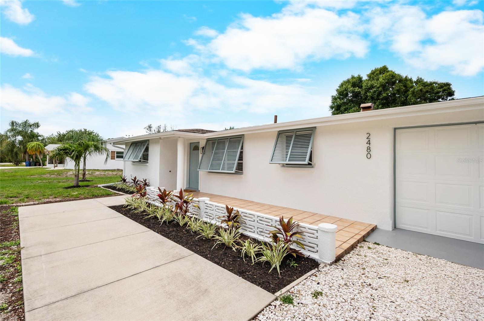 MANASOTA GARDENS - Residential