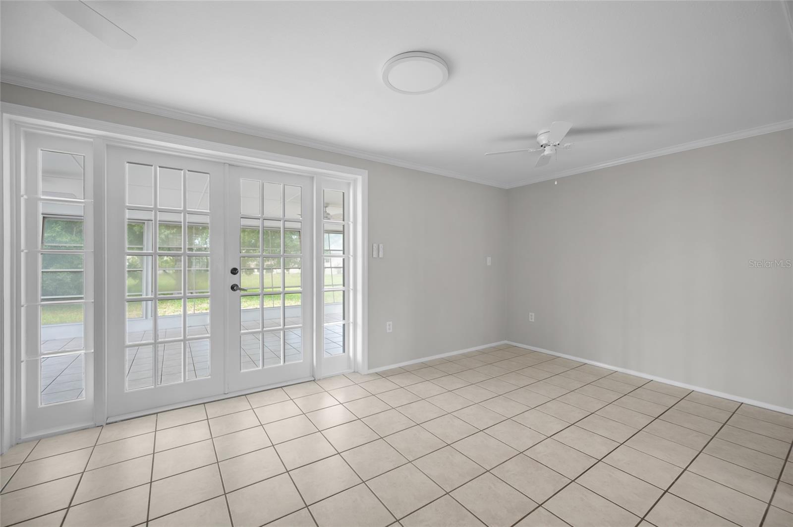 MANASOTA GARDENS - Residential