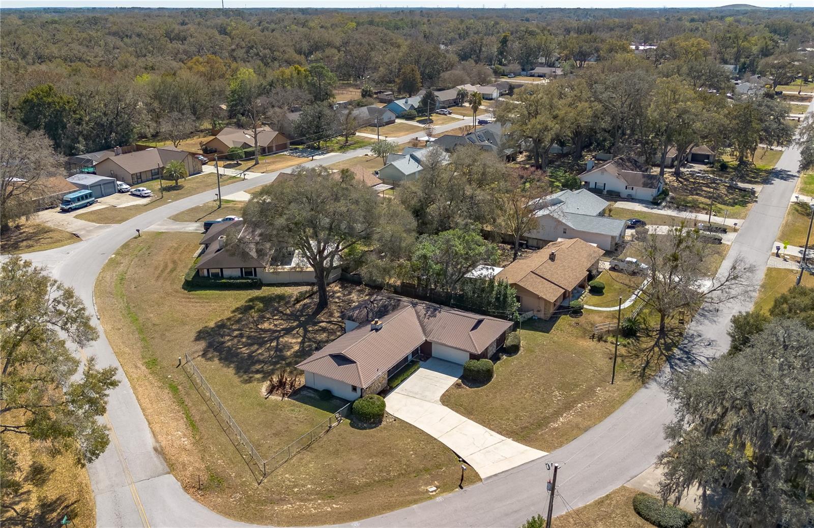 PINE OAK ESTATE - Residential