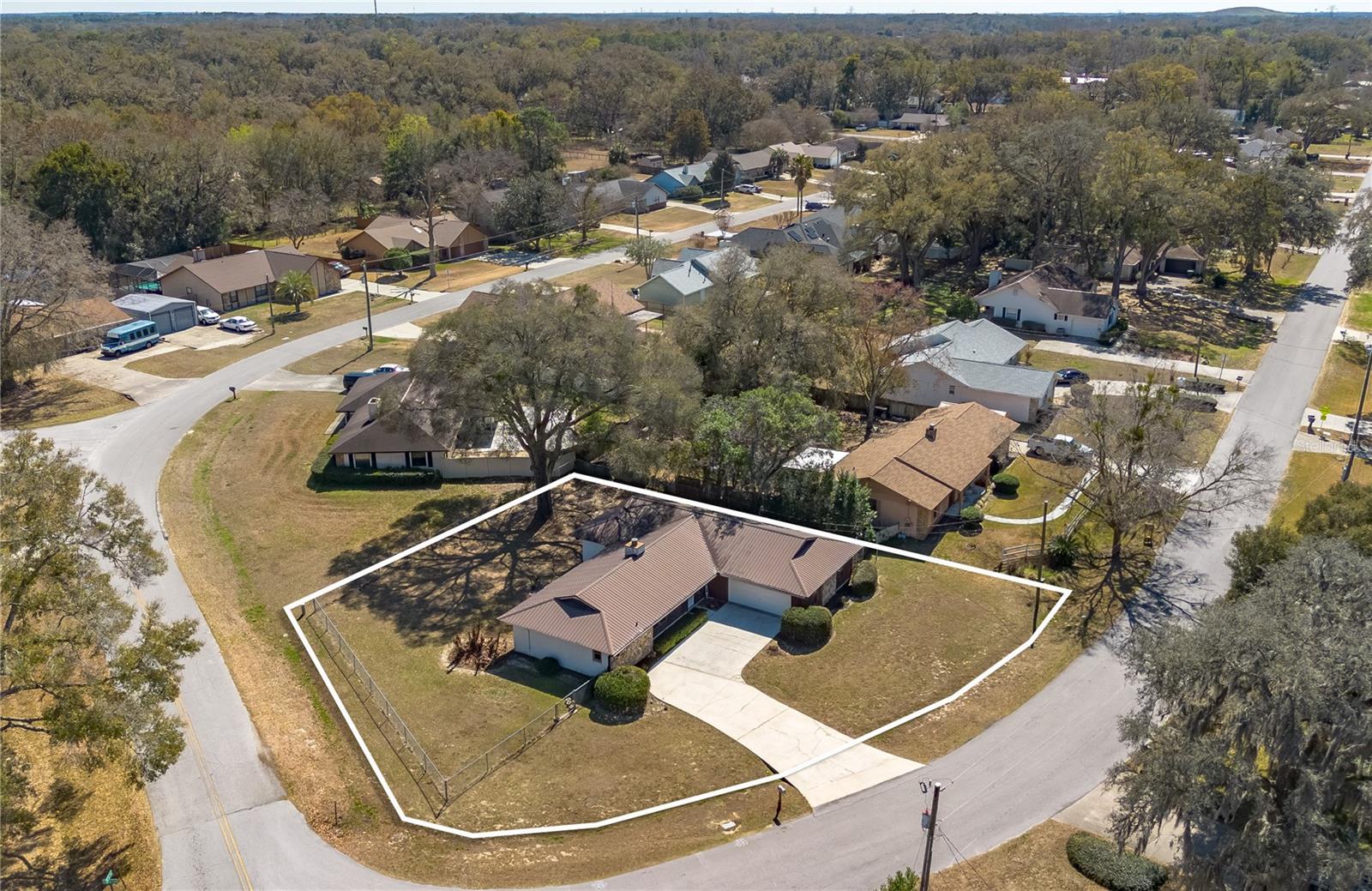 PINE OAK ESTATE - Residential