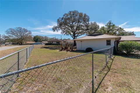 Tiny photo for 2055 SE 50th Terrace, Ocala, FL 34480 (MLS # OM718693)