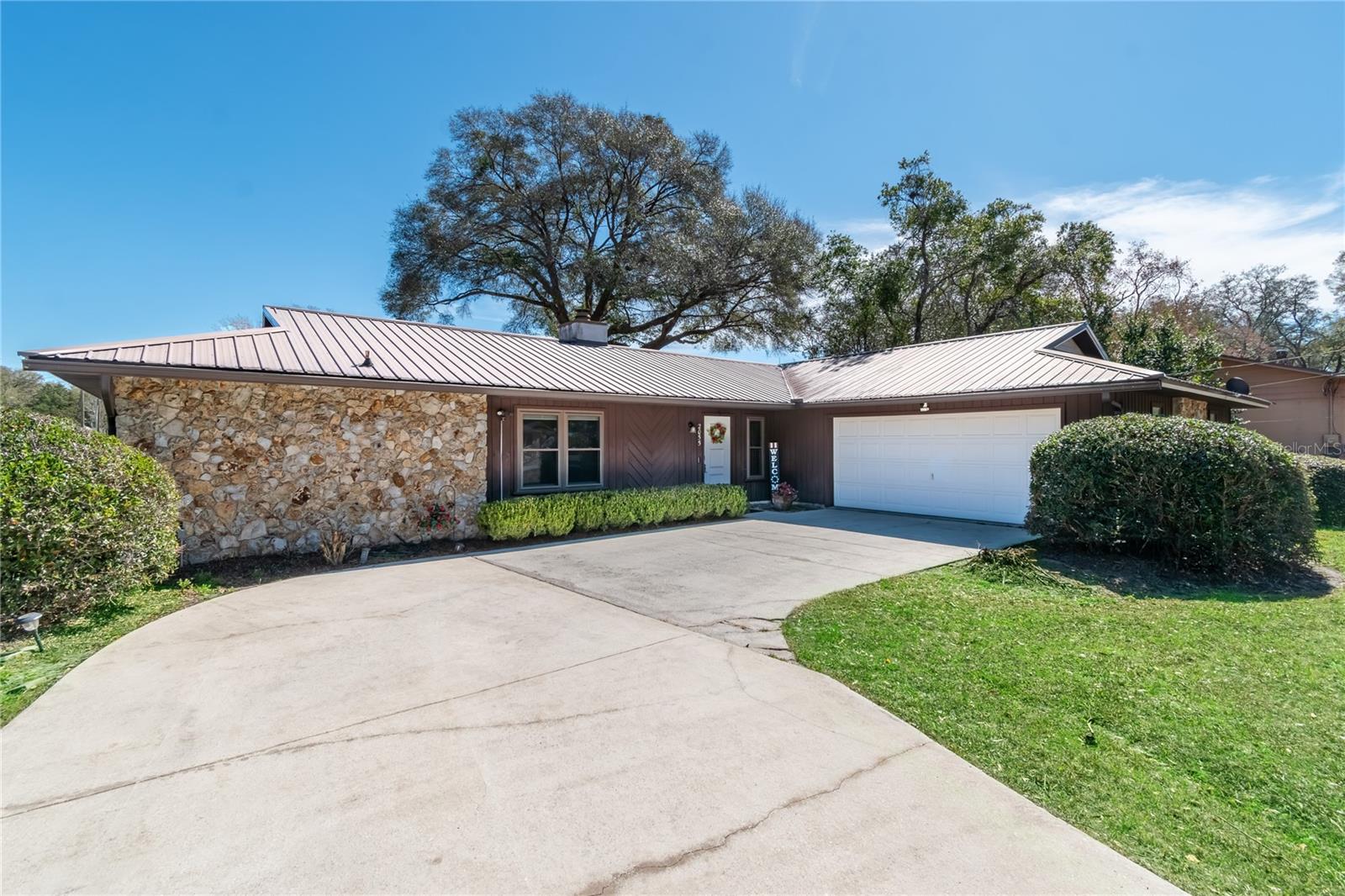 PINE OAK ESTATE - Residential