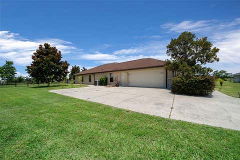 Tiny photo for 6145 SE 96th Street, Belleview, FL 34420 (MLS # OM725985)