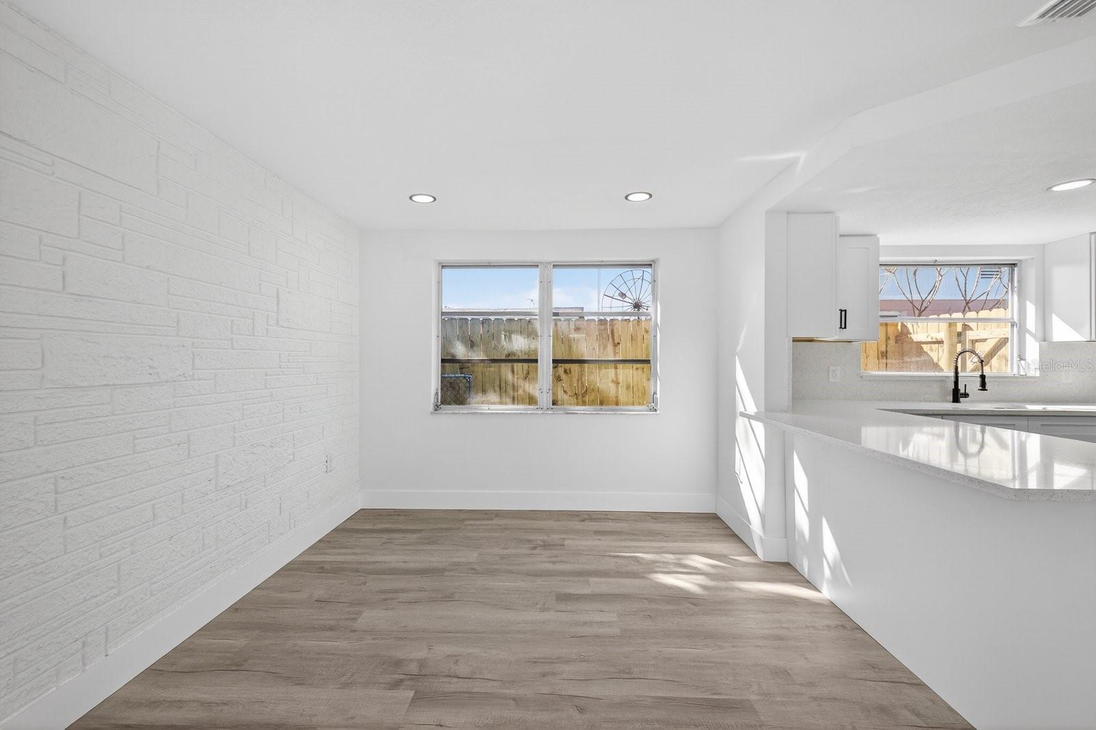 HOLIDAY LAKE ESTATES - Residential