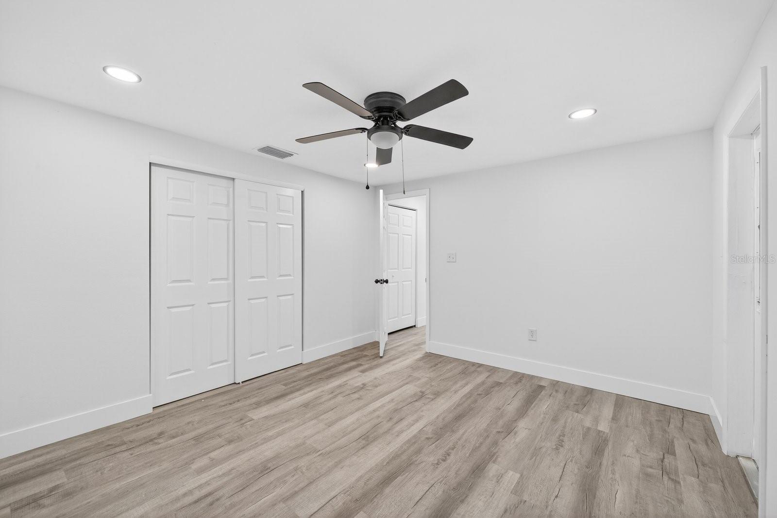 HOLIDAY LAKE ESTATES - Residential