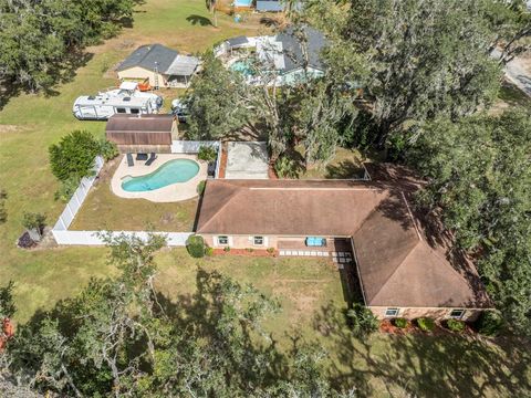 A home in VALRICO