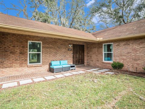 A home in VALRICO