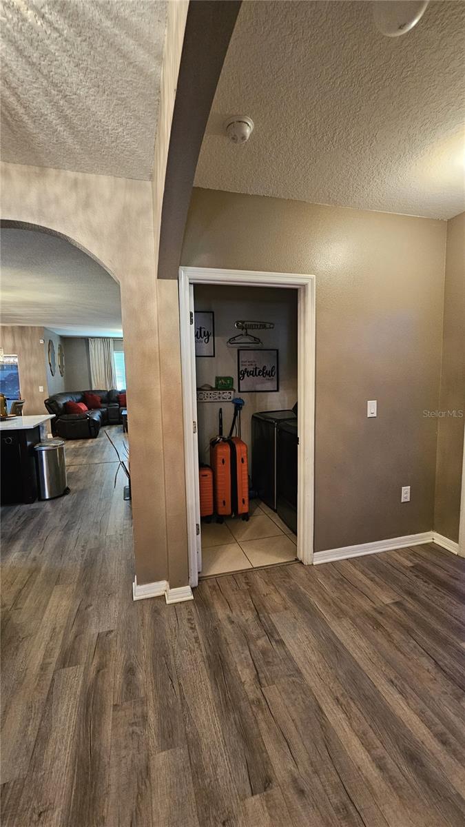 LANE PARK RIDGE - Residential