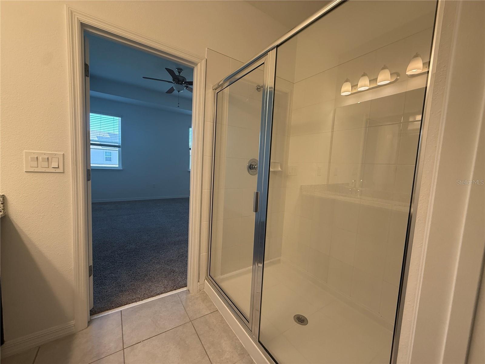 ARBORS/MDW WOODS - Residential Lease