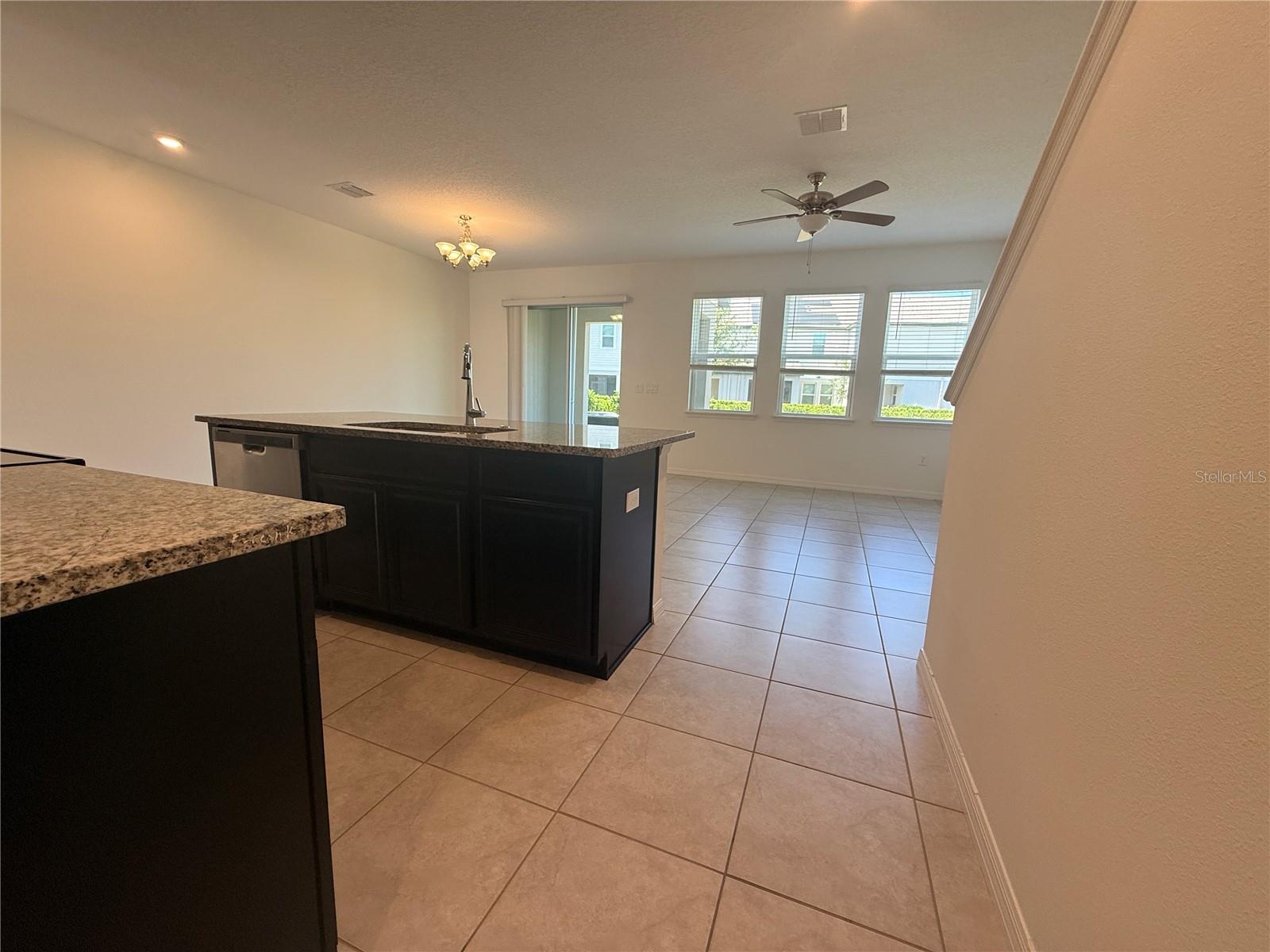 ARBORS/MDW WOODS - Residential Lease