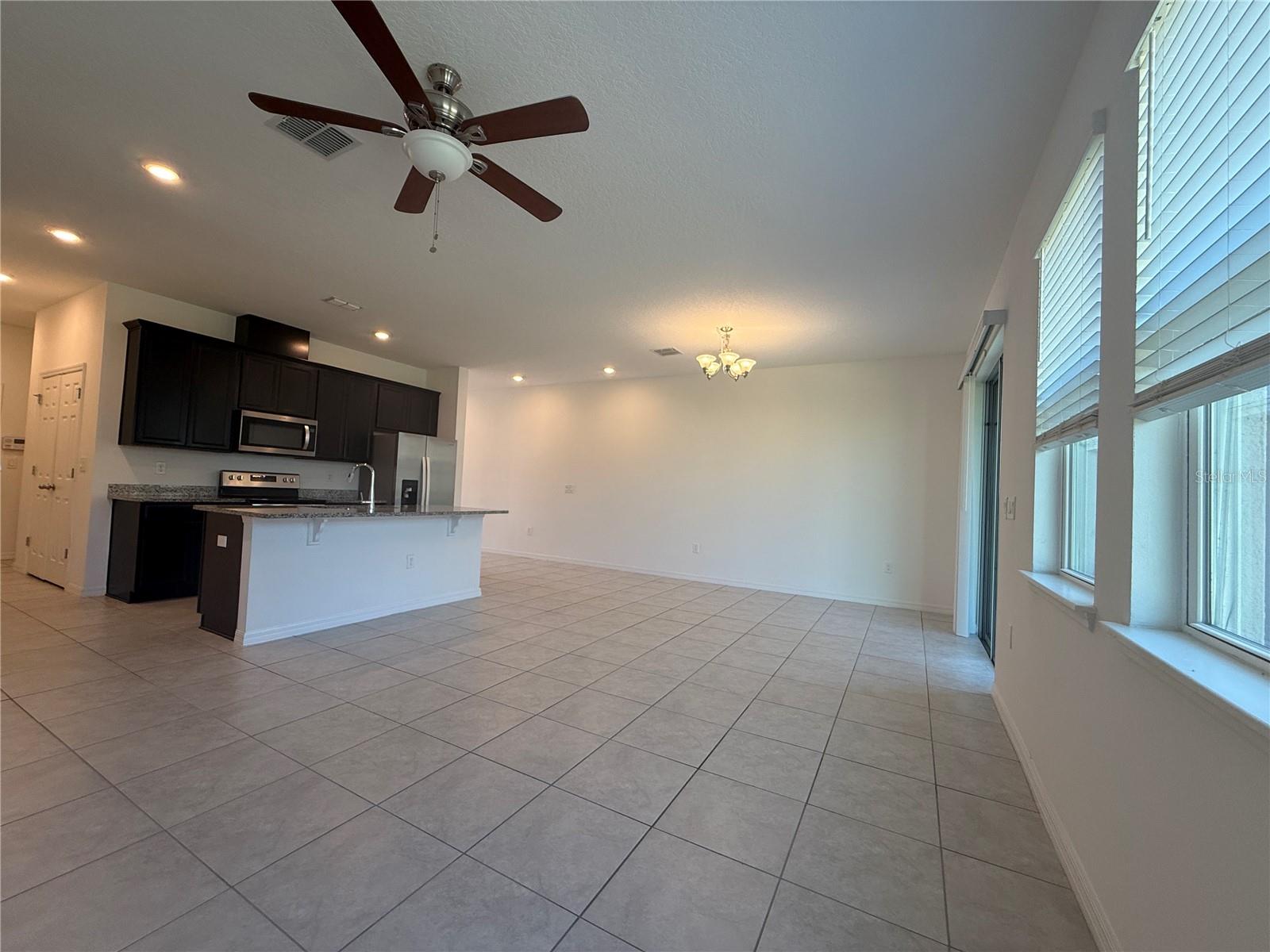 ARBORS/MDW WOODS - Residential Lease