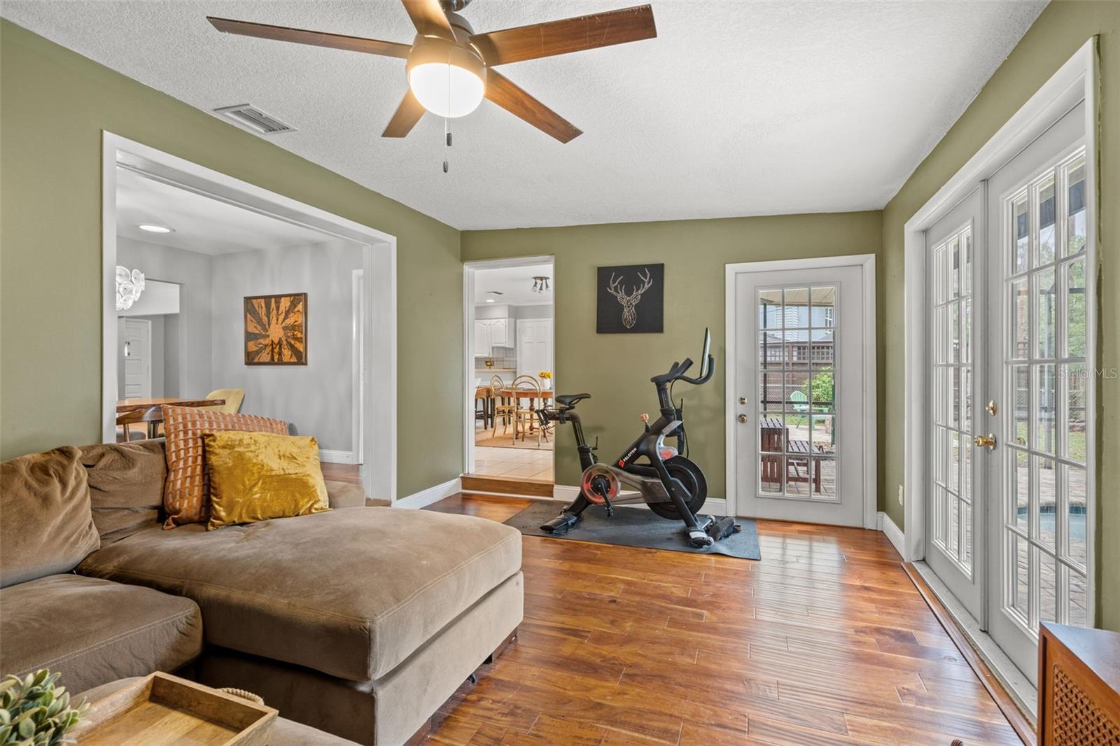 CARROLLWOOD SUB UNIT 10 - Residential