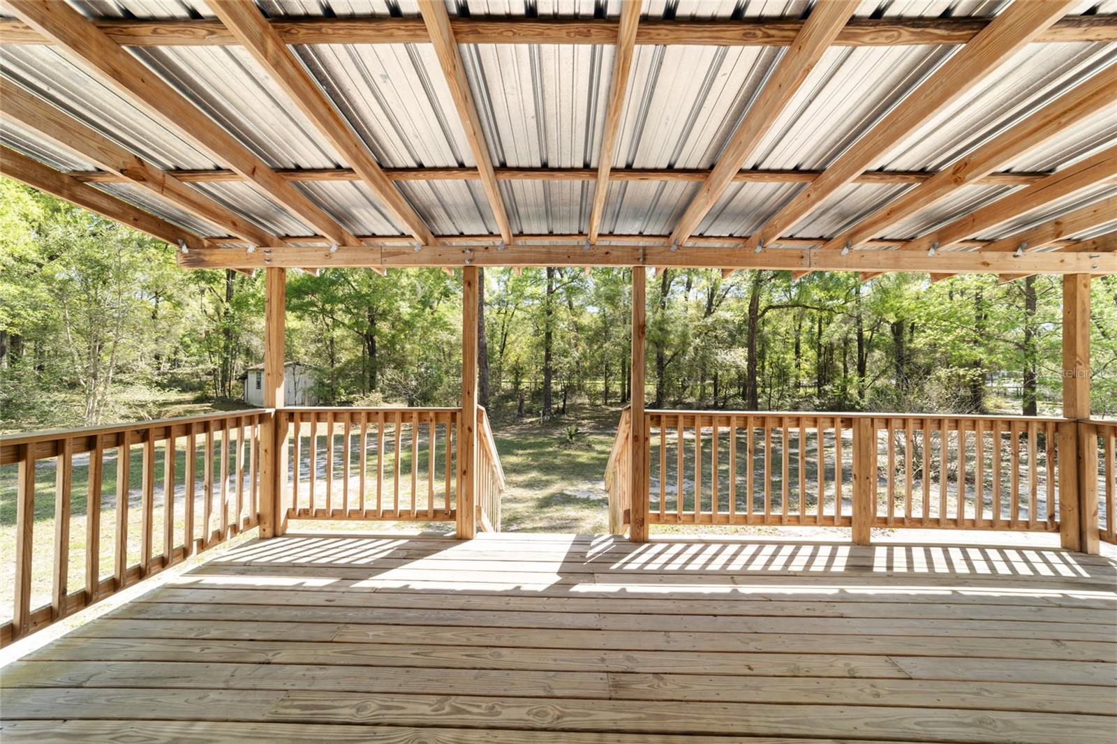 CIRCLE SQUARE RANCHES - Residential