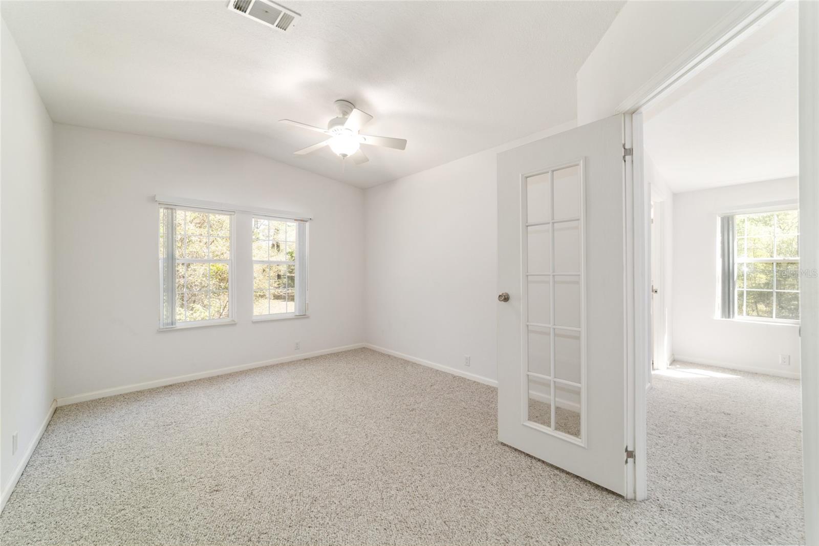 CIRCLE SQUARE RANCHES - Residential