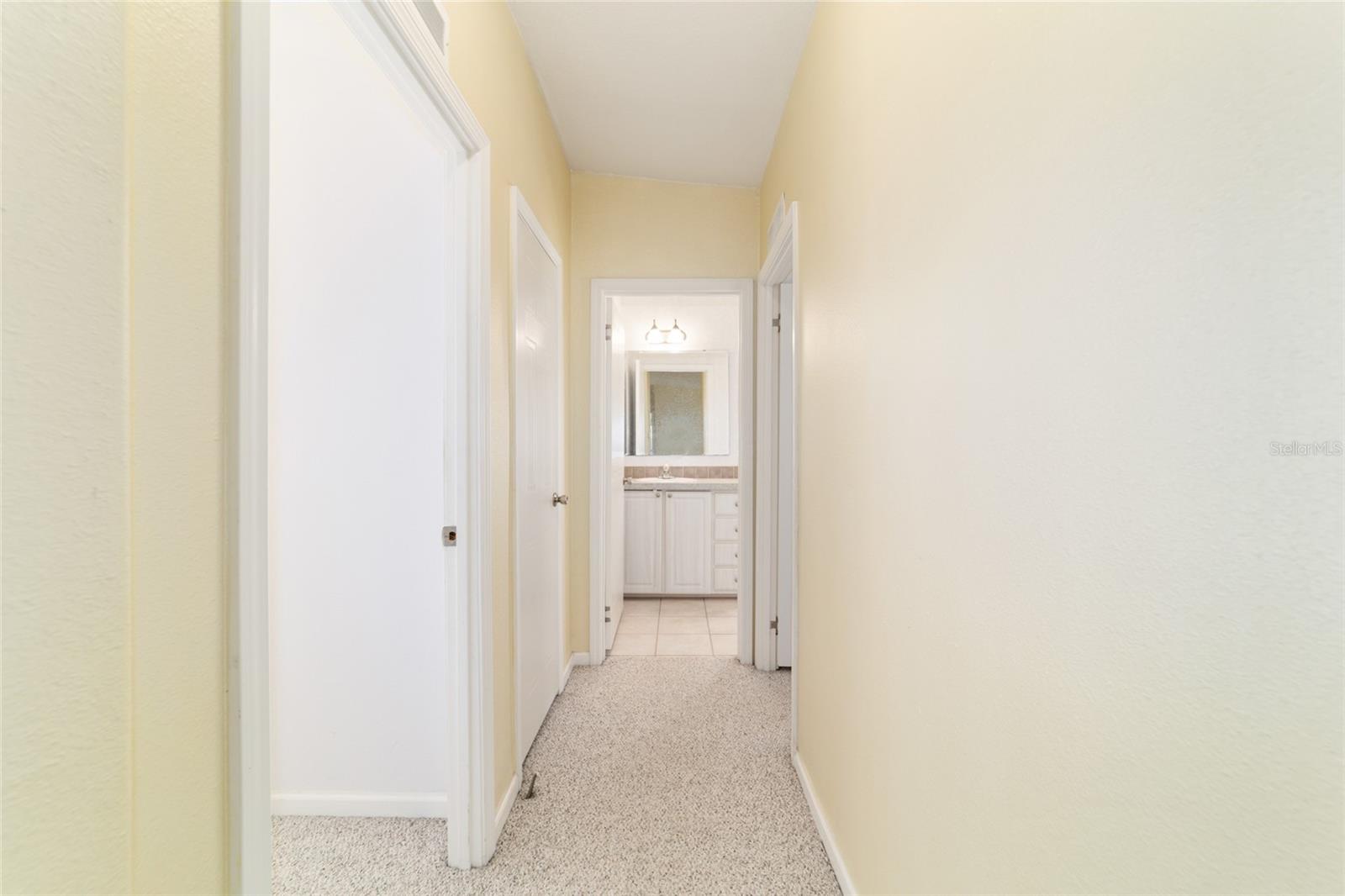 CIRCLE SQUARE RANCHES - Residential