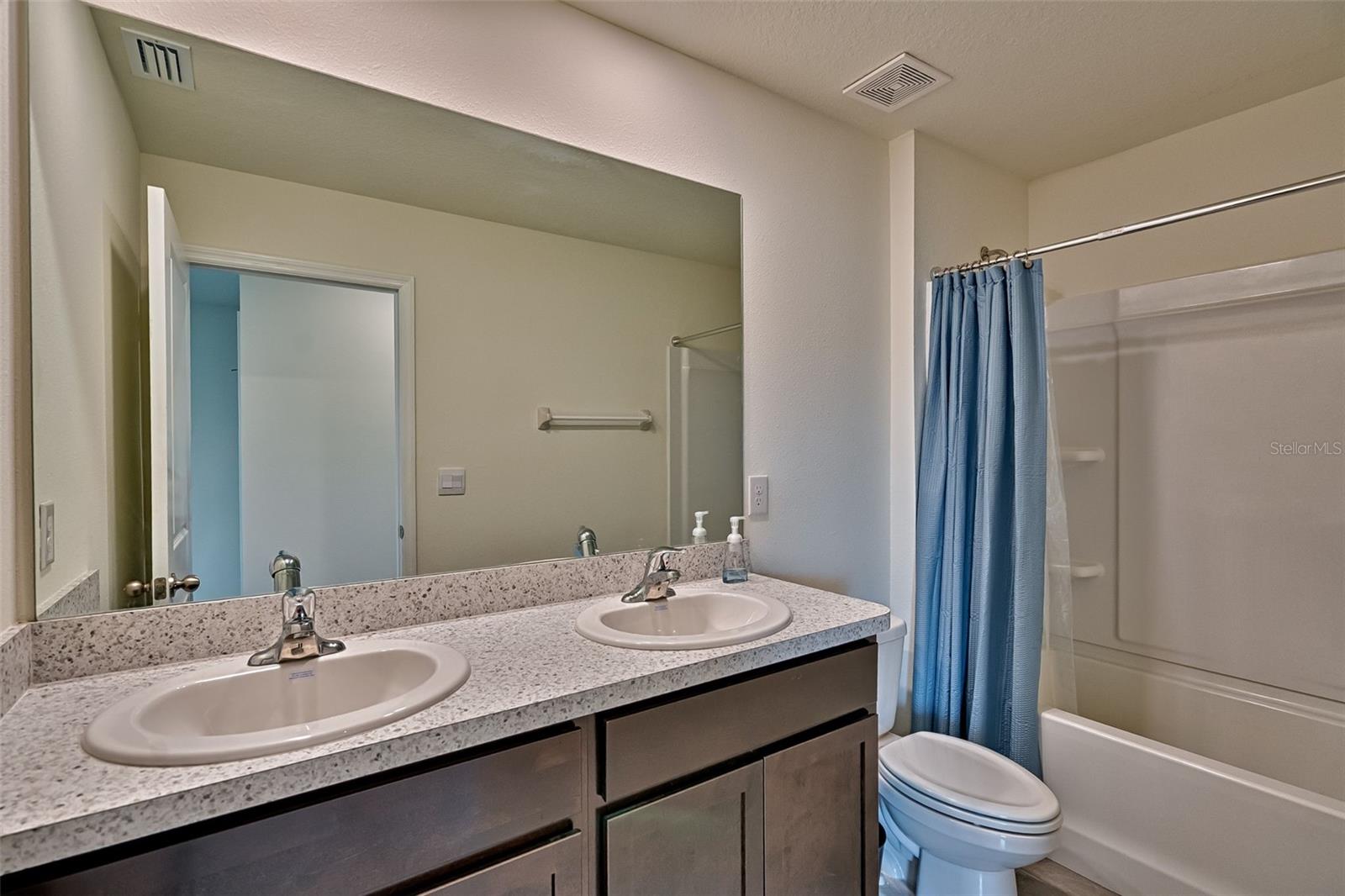 AVALON WOODS PH 3 PB 39 PG 14 - Residential Lease