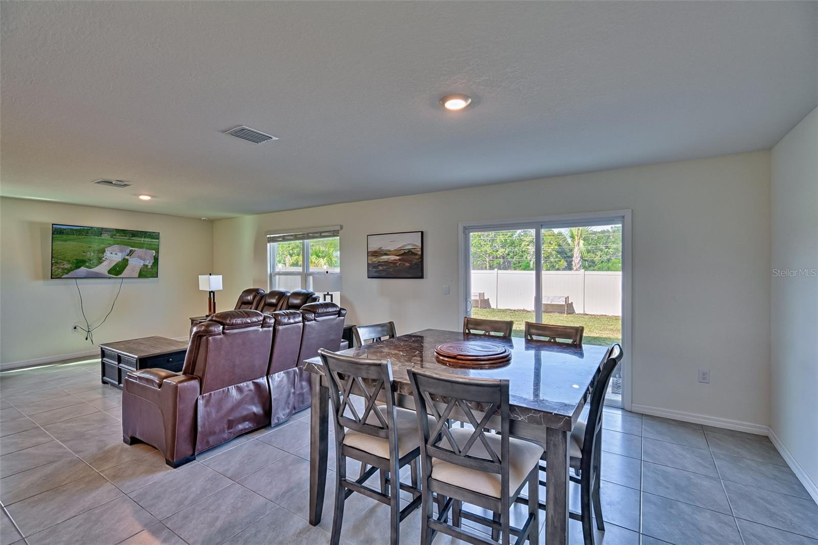 AVALON WOODS PH 3 PB 39 PG 14 - Residential Lease