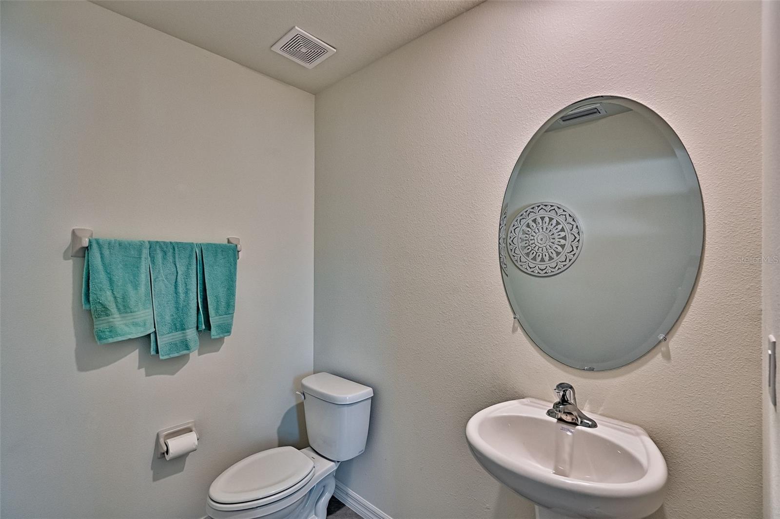 AVALON WOODS PH 3 PB 39 PG 14 - Residential Lease