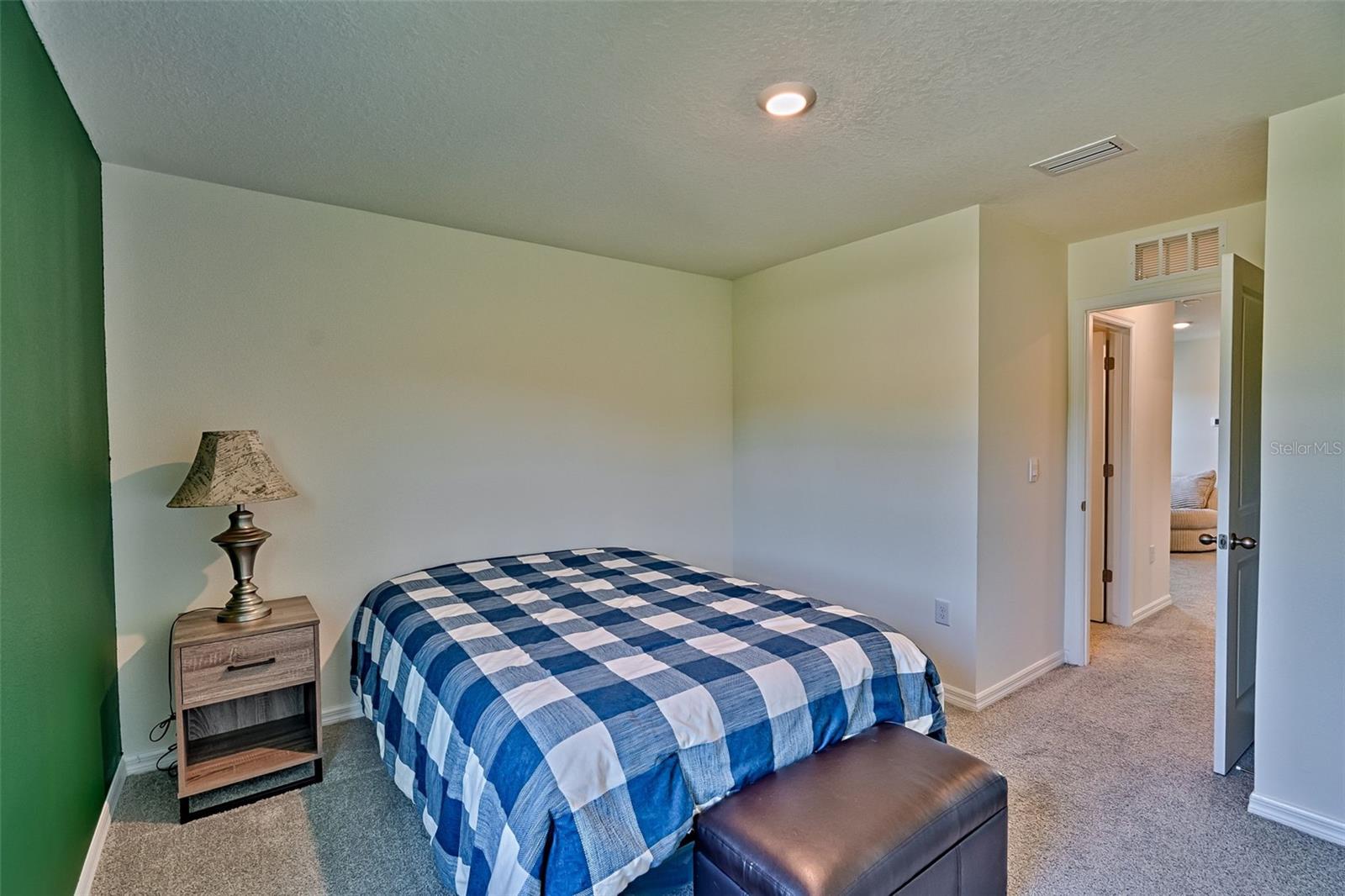 AVALON WOODS PH 3 PB 39 PG 14 - Residential Lease