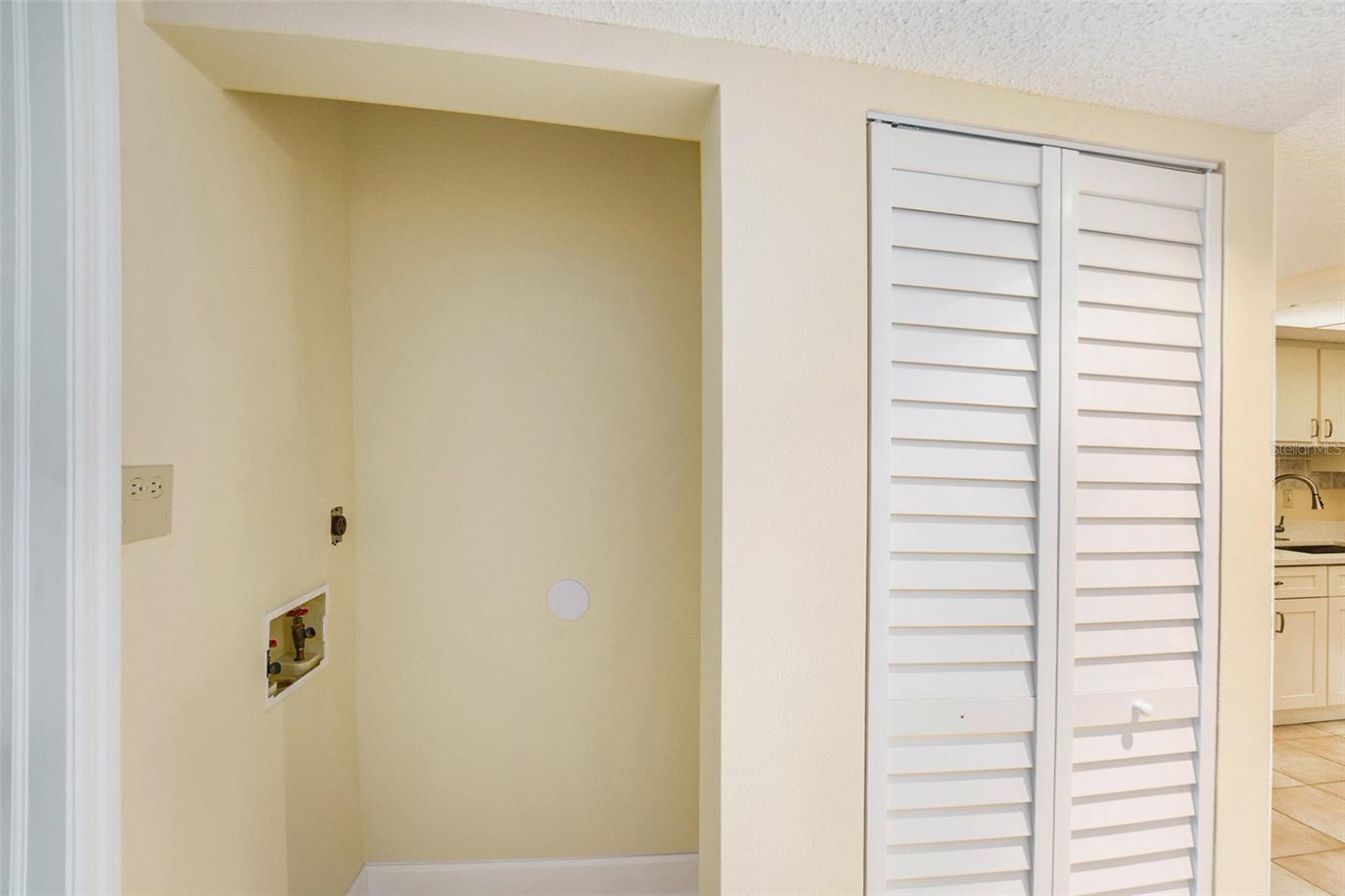 PEPPERTREE LAKE CONDO - Residential