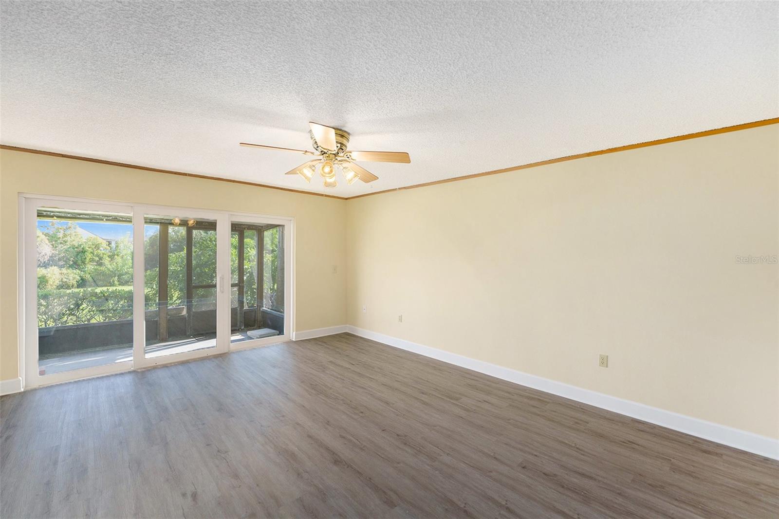 PEPPERTREE LAKE CONDO - Residential