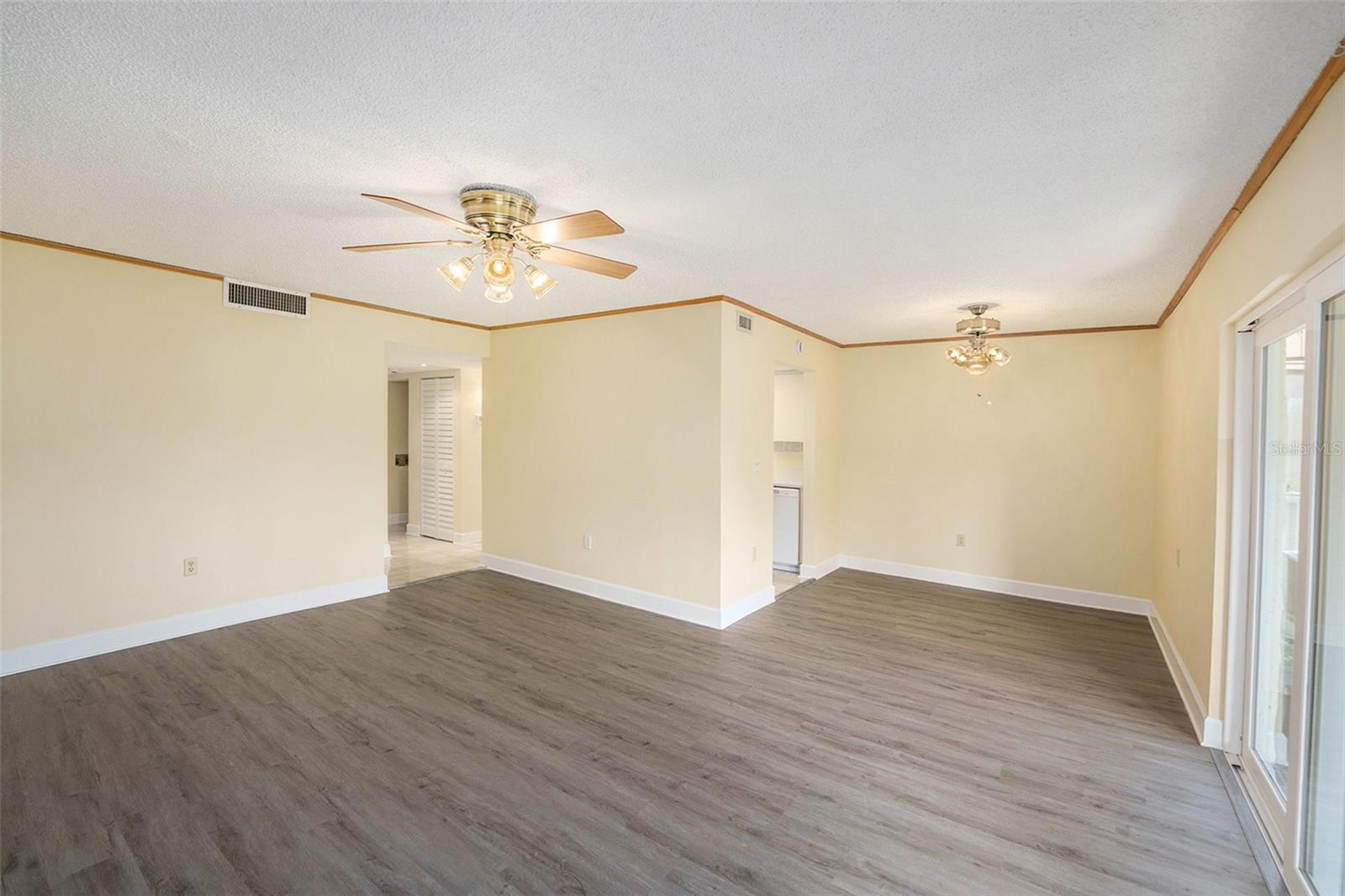 PEPPERTREE LAKE CONDO - Residential