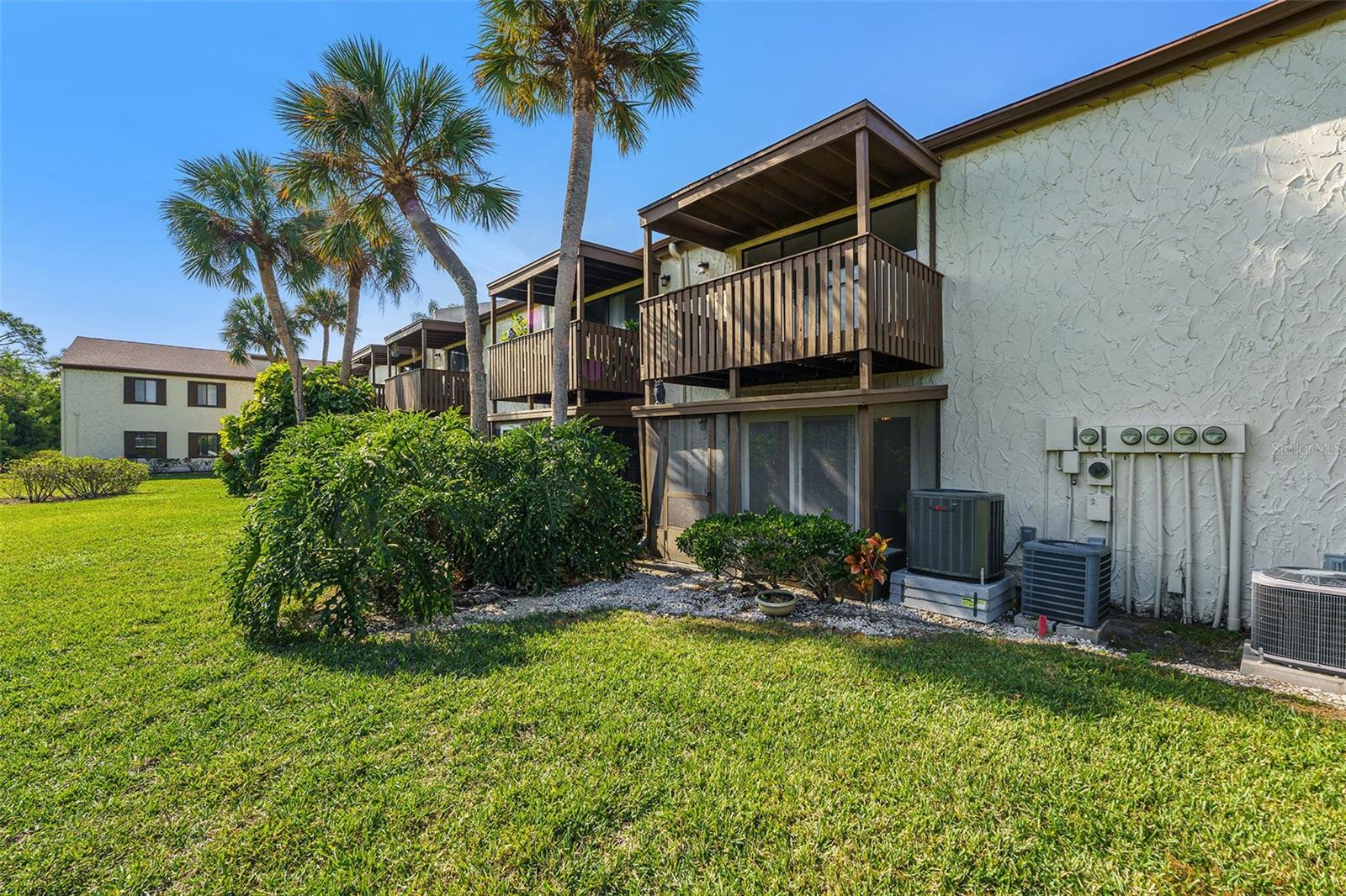 PEPPERTREE LAKE CONDO - Residential