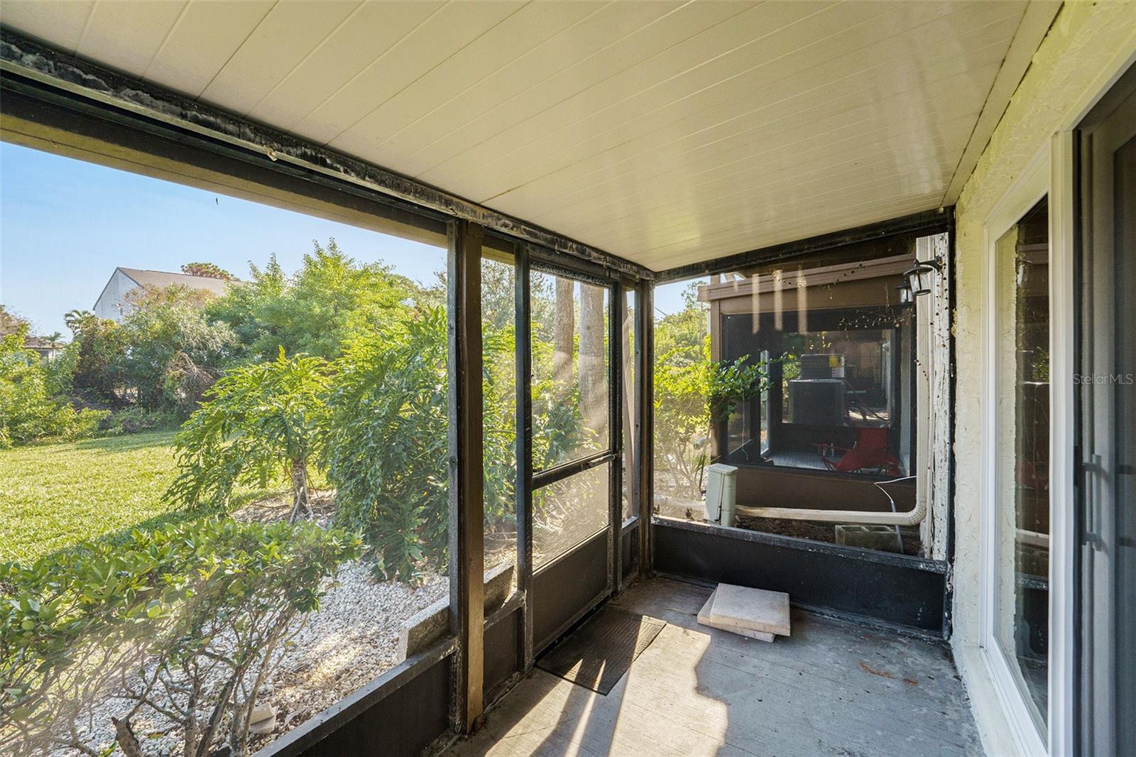 PEPPERTREE LAKE CONDO - Residential