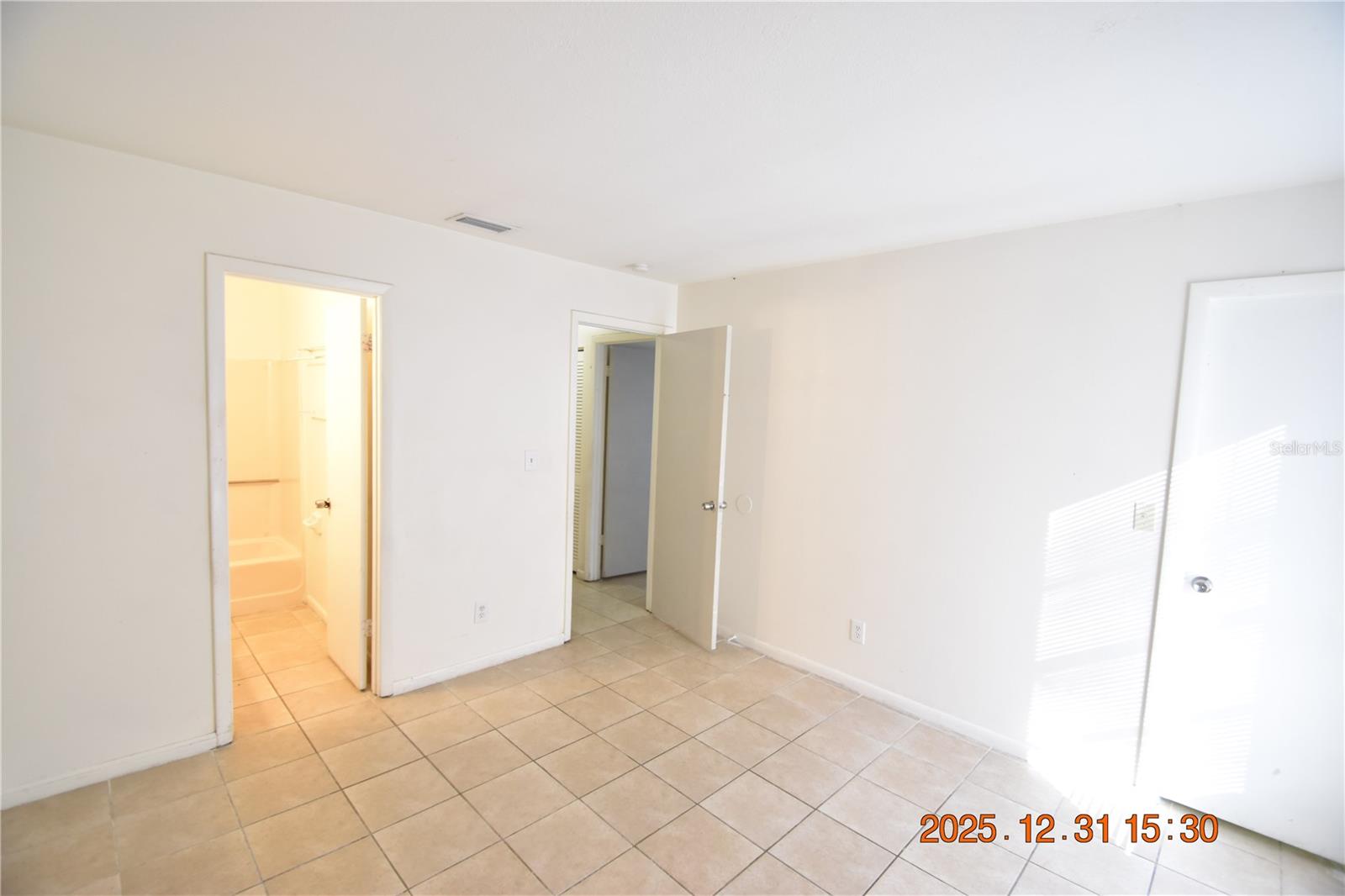 UNPLATTED - Residential Lease