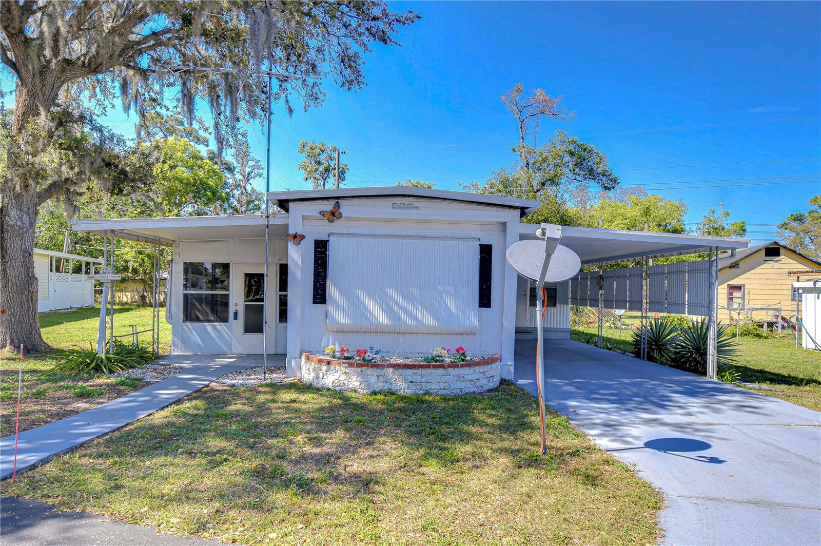 TOPICAL MOBILE PARK - Residential