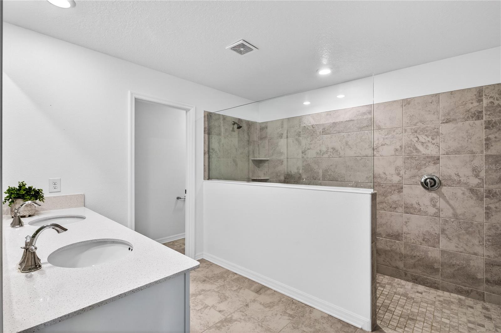 STONEYBROOK HILLSB - Residential