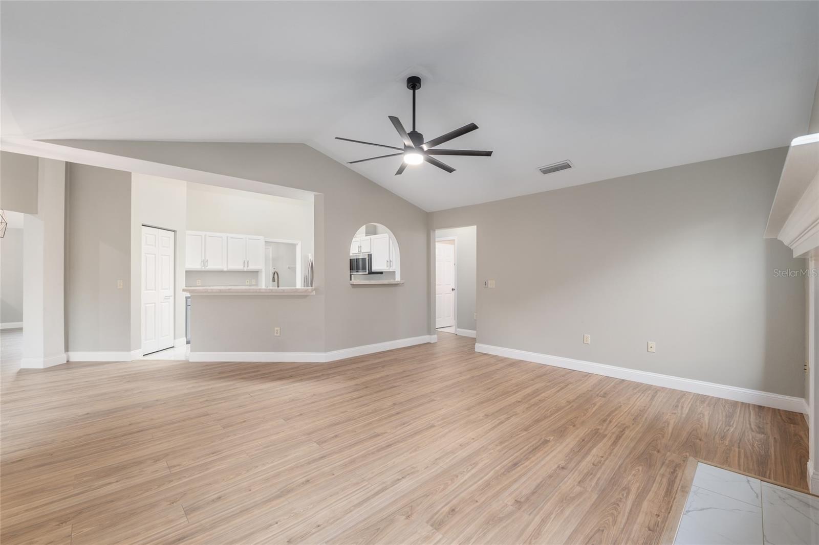 EAGLE POINT CLUSTER PH 1 - Residential