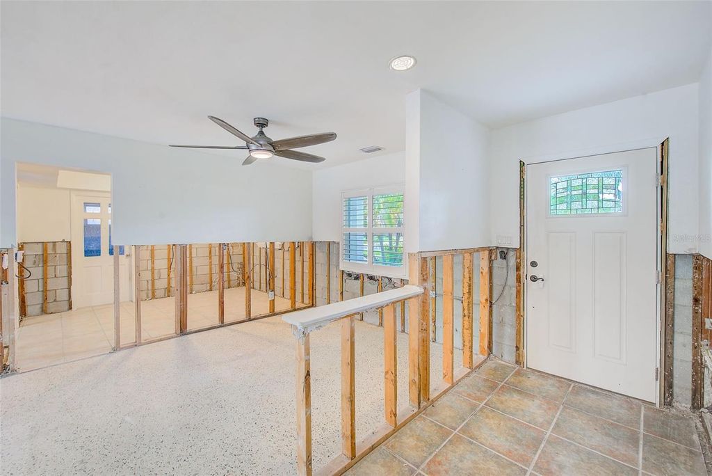 Photo of 3928 E Eden Roc Circle, Tampa, FL 33634 (MLS # TB8398318)