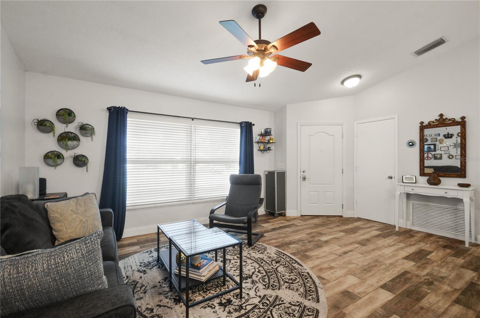 WOOD GREEN - Residential