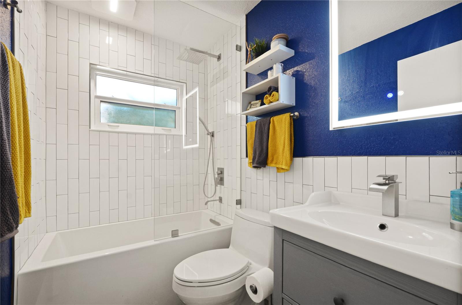 WOOD GREEN - Residential